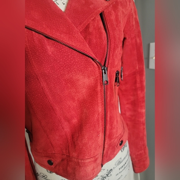Vero Moda Suede Jacket. Beautiful Red. - Picture 2 of 12